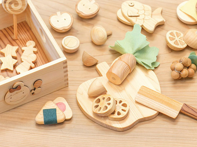 木の玩具 ままごとセット 木箱入り 山のくじら舎 出産祝い 木のおもちゃ 知育玩具 通販 天然素材の雑貨ようび堂