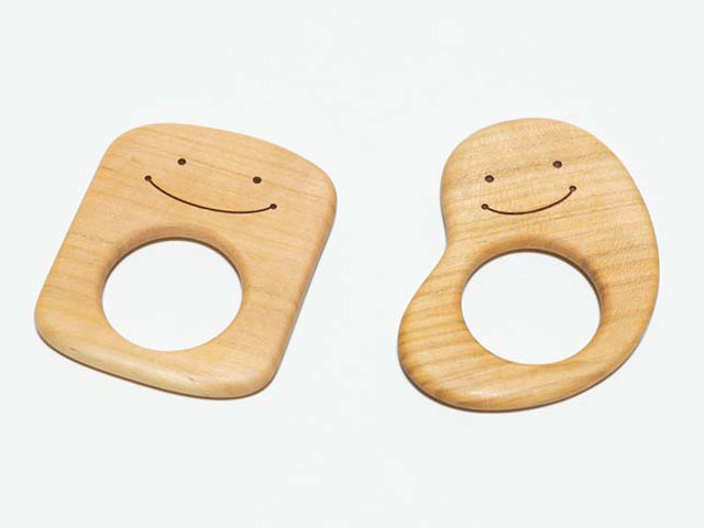 木の玩具 赤ちゃんの宝石箱 木箱入り 山のくじら舎 出産祝い 木のおもちゃ 知育玩具 通販 天然素材の雑貨ようび堂