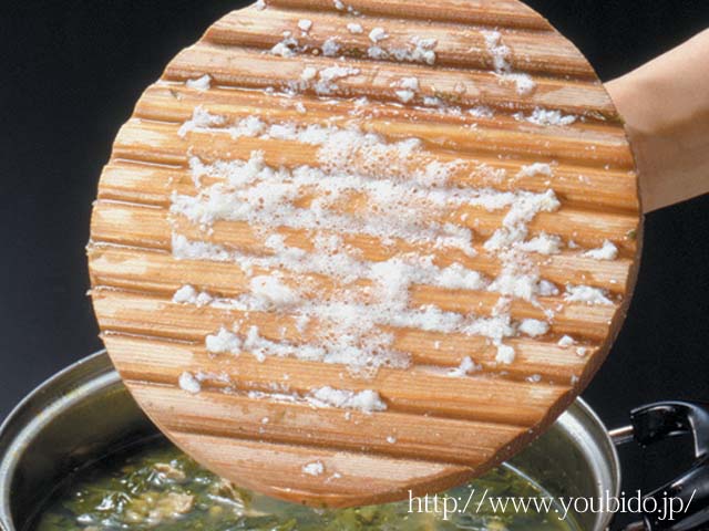 アクとり上手の落し蓋