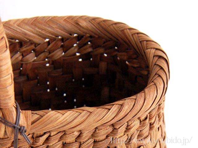 山葡萄バッグ横長（削皮）